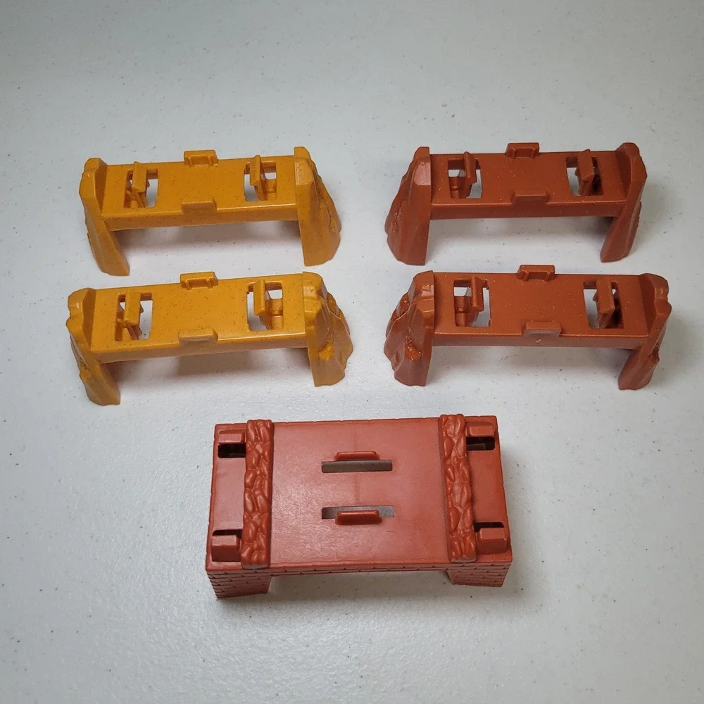 Thomas‎ Train Track Replacement Riser GPD84 RR1 Orange Brown Lot of 4